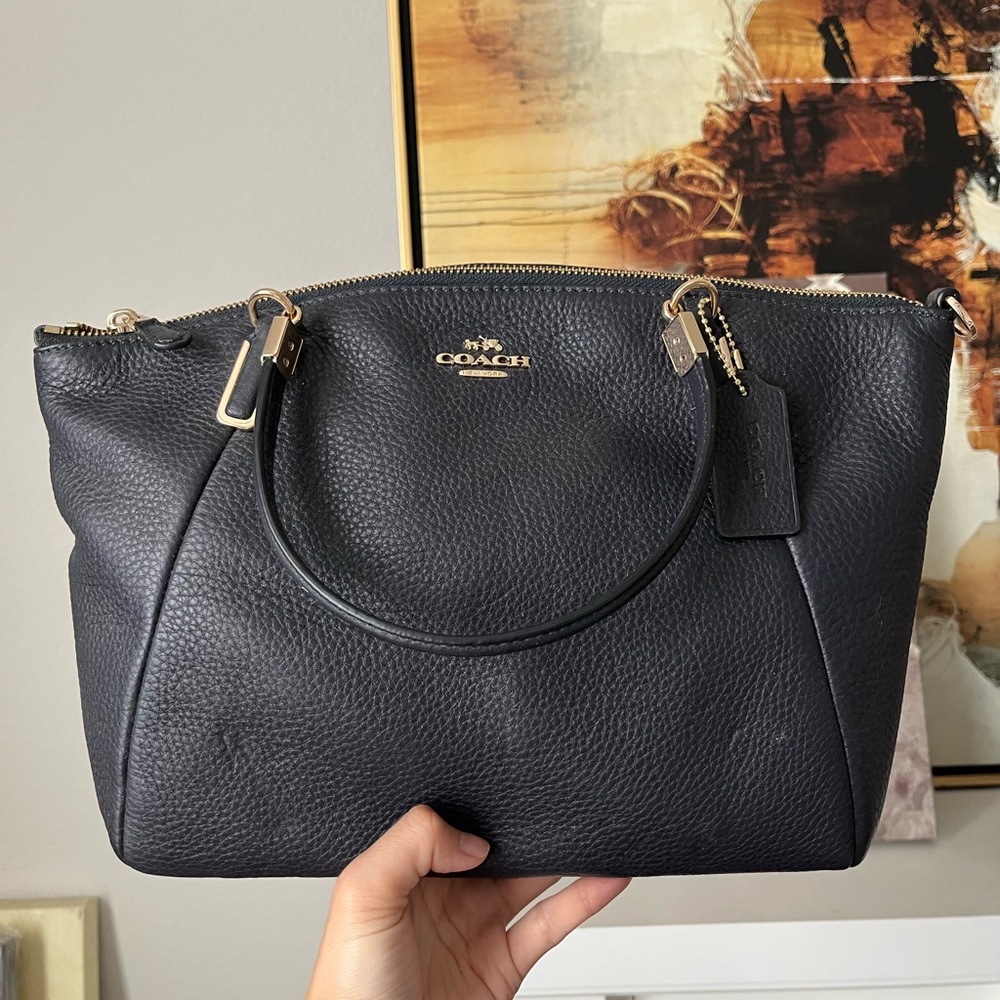 COACH PEBBLE LEATHER SMALL KELSEY SATCHEL (F34493) Navy blue